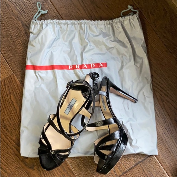 Beautiful Prada heels - Picture 7 of 7